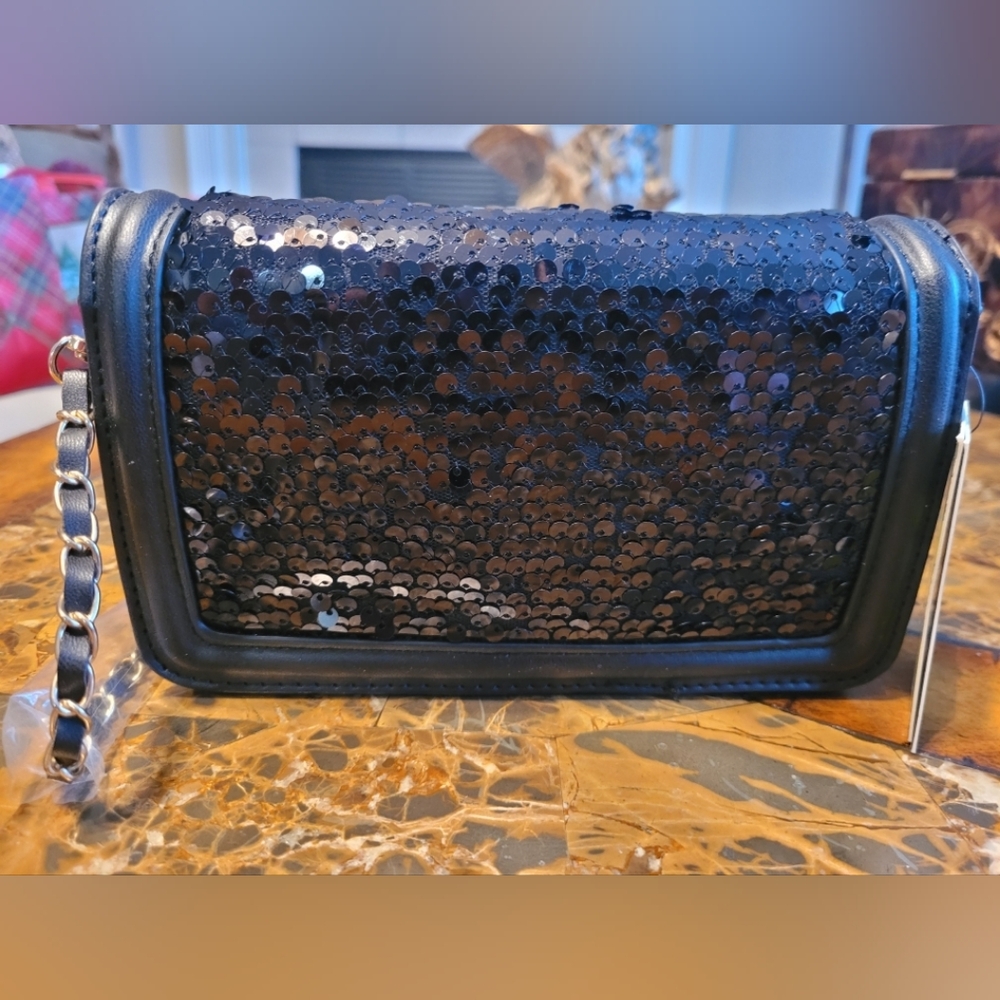 Badgley Mischka Black Sequin Crossbody Bag - Picture 2 of 7